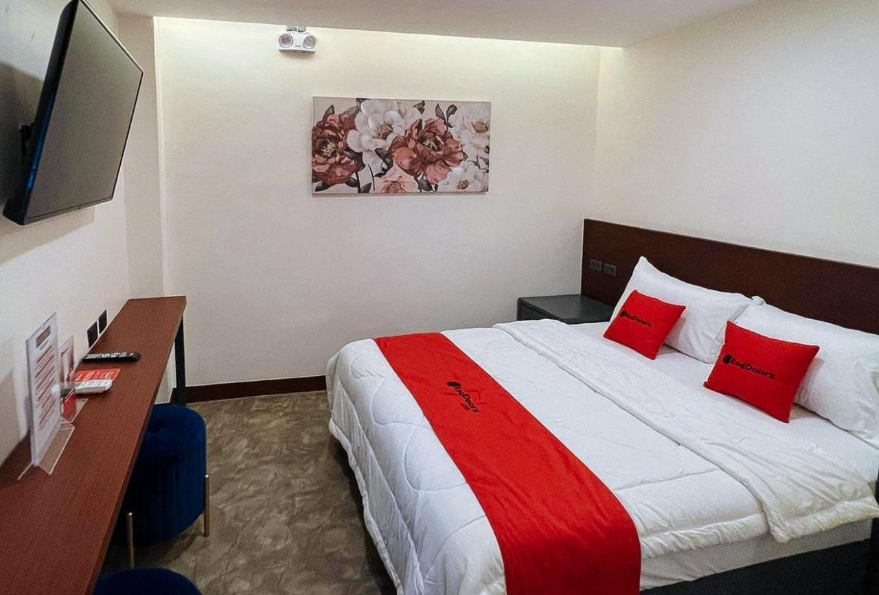 Reddoorz Plus @ Toshiko Boutique Hotel Koronadal City Exterior foto